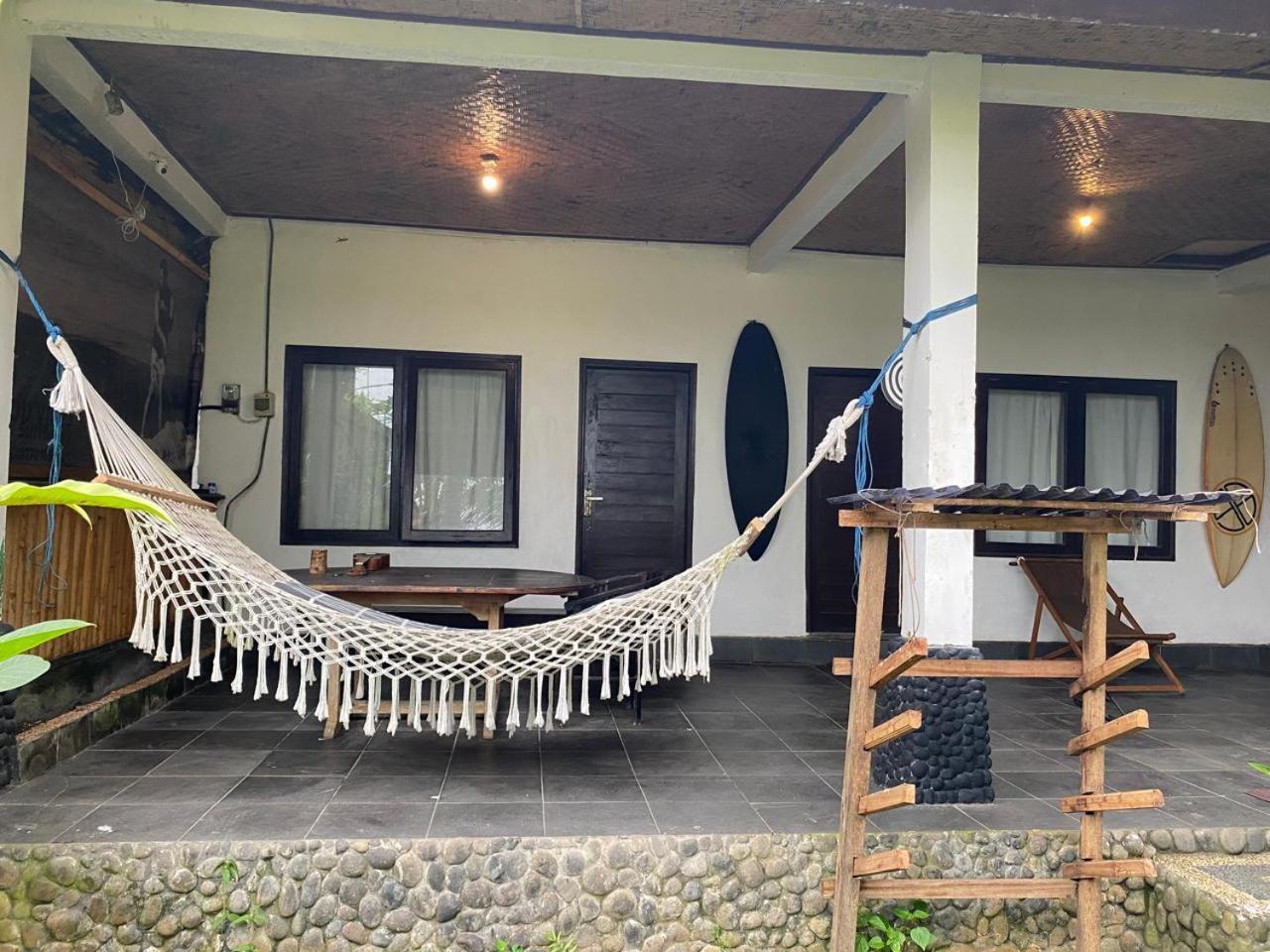Medewi Good Vibes Stay&Surf Jembrana Exterior foto